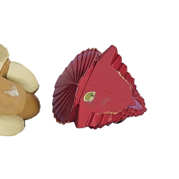 Vintage Hallmark Plastic Turkey Pilgrim Figurines Thanksgiving Decor Miniatures - Picture 9 of 9